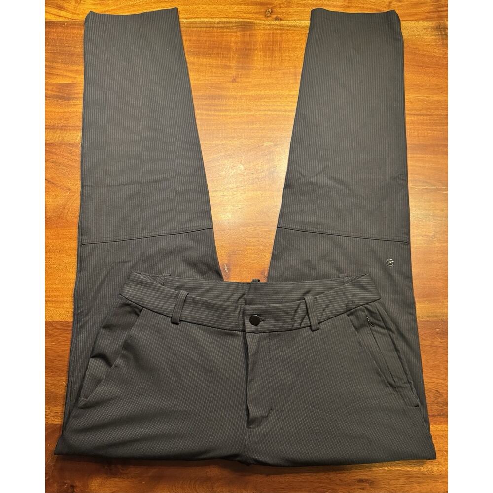 Lululemon Ascent Mens Charcoal Gray Striped Dark Slate Zip Pockets Logo Pants 32
